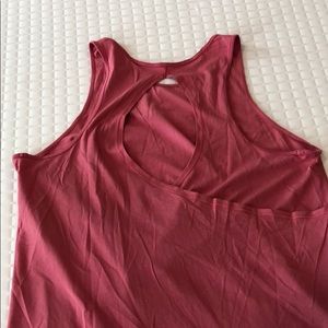 Lululemon twist back tank top